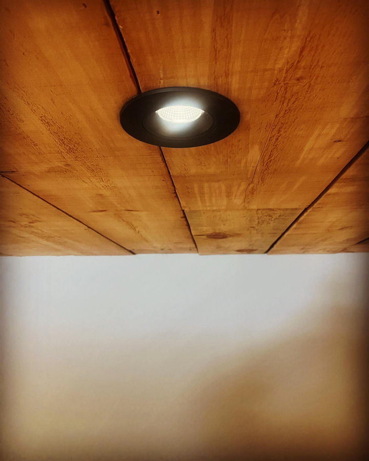 Services Pot Lights